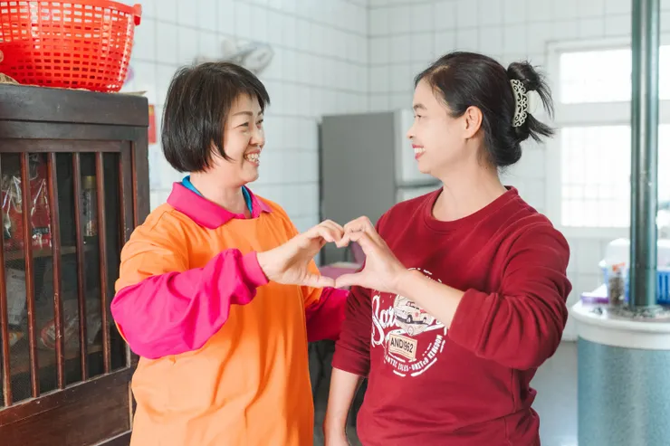 洪太太希望未來也能加入居服行列。