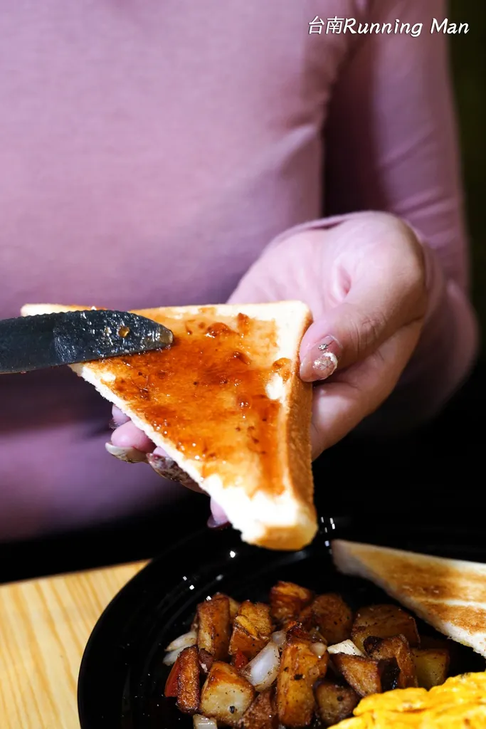 高雄美式餐廳早午餐食記分享!米奇諾美式餐廳讓我一秒飛出國,享