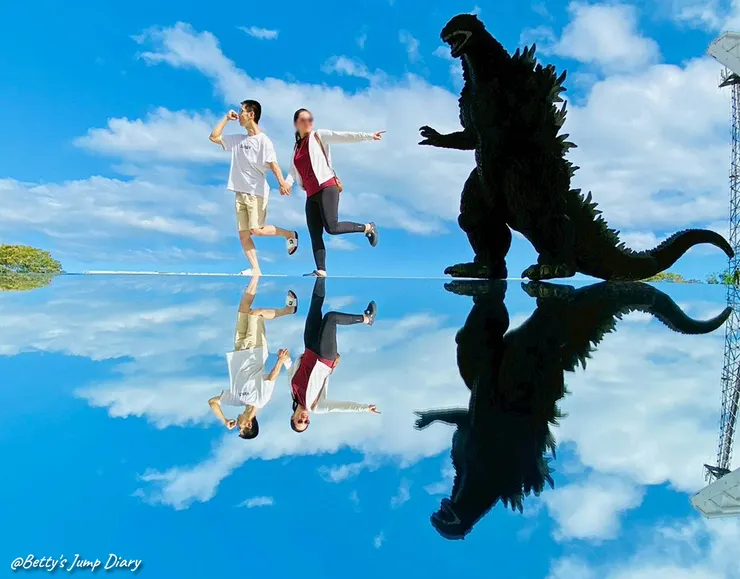 ▲花蓮曼波海灘沙灘車天空之鏡/圖片來源:Betty's Jump Diary