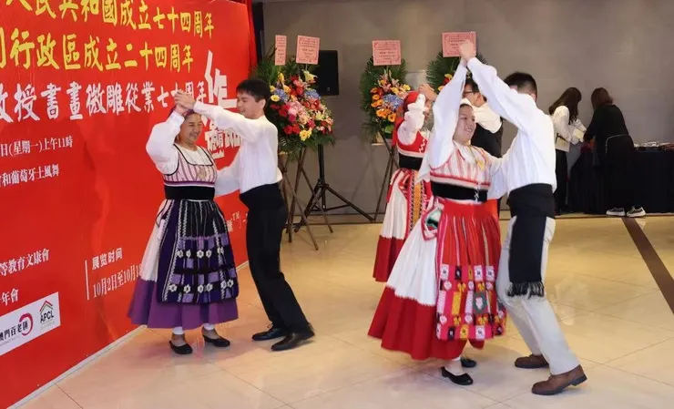 葡萄牙土風舞調情助興