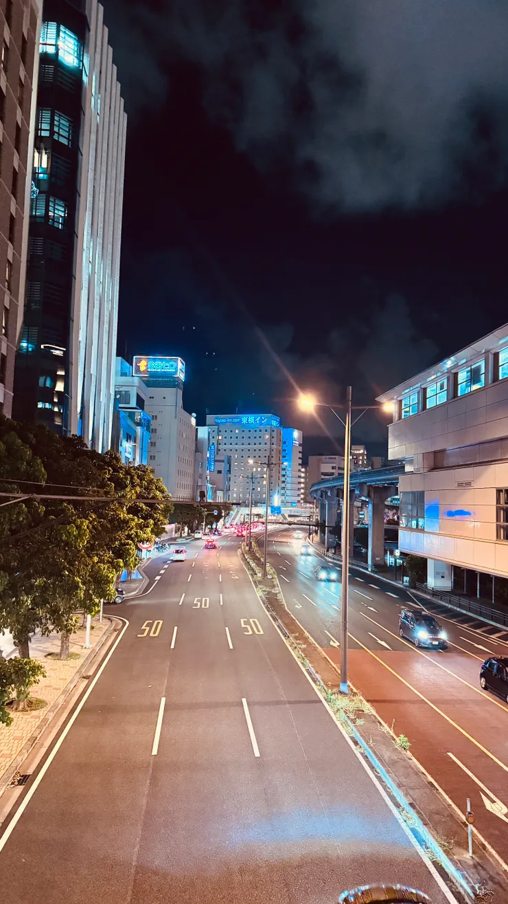 單軌電車旭橋站外。