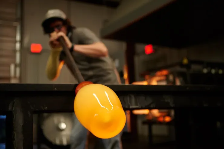 &nbsp;玻璃吹製Hot Glass Blowing