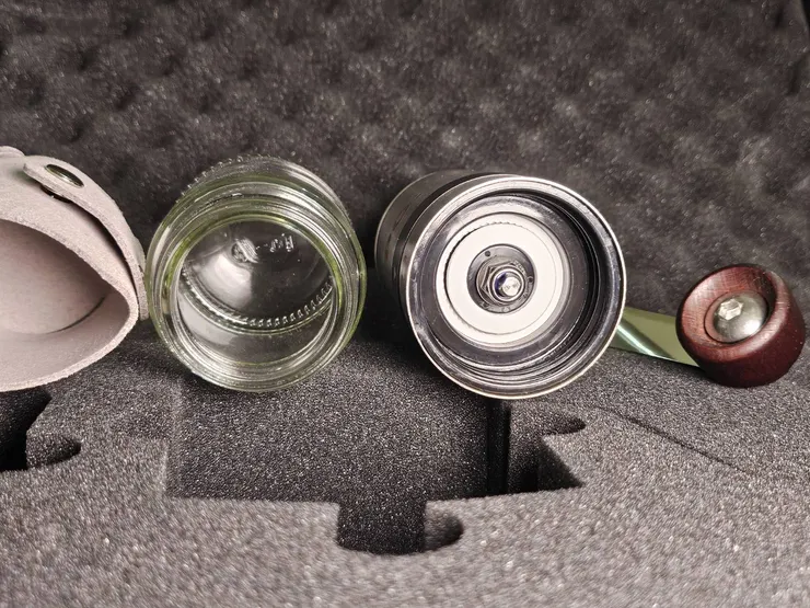 拆卸後就是3件套，完全可以穩穩安心使用