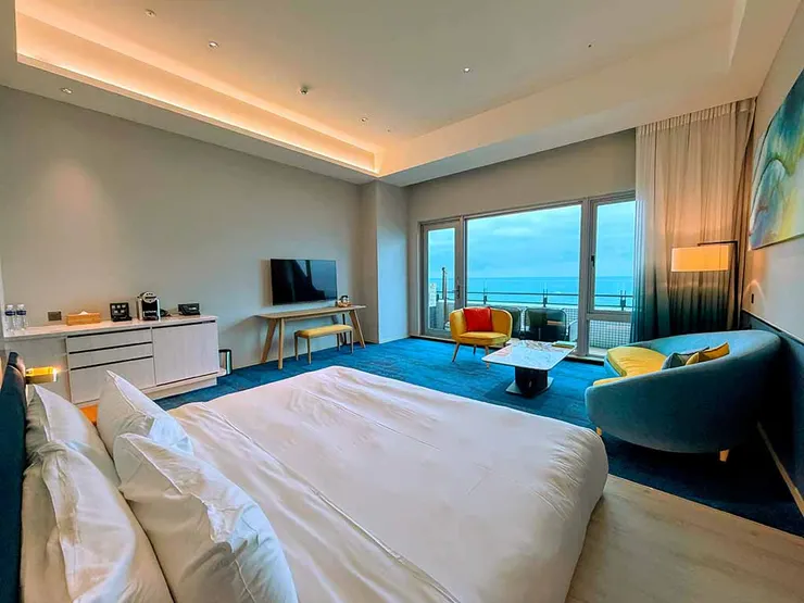 Room-of-THE-ARCHIPELAGO