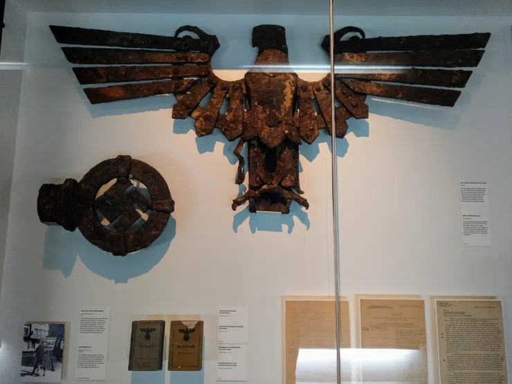 舊建築第三期1945 – 今日：戰後至當代