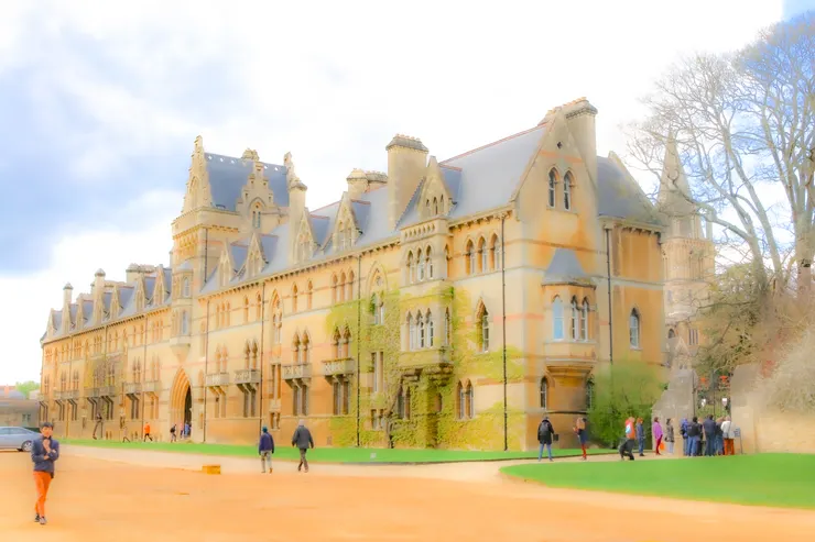 牛津大學基督教堂學院一景