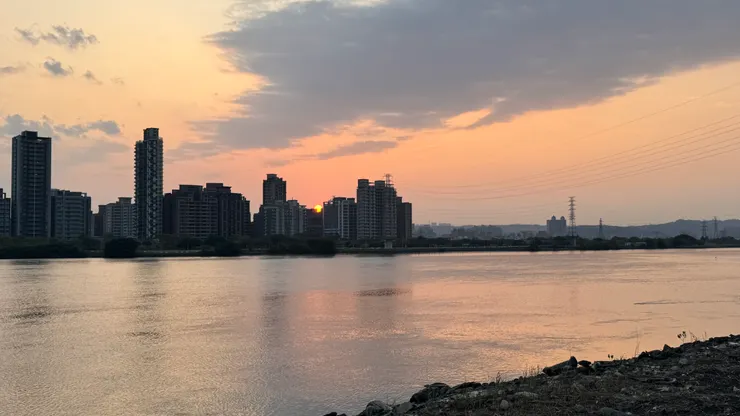 拍攝於2026年2月19日,台北 環河北路二段