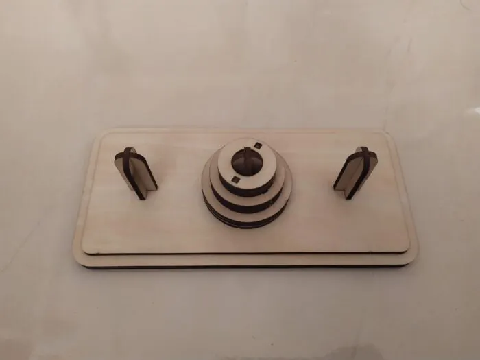 Substrate 就是中間連結的那塊～