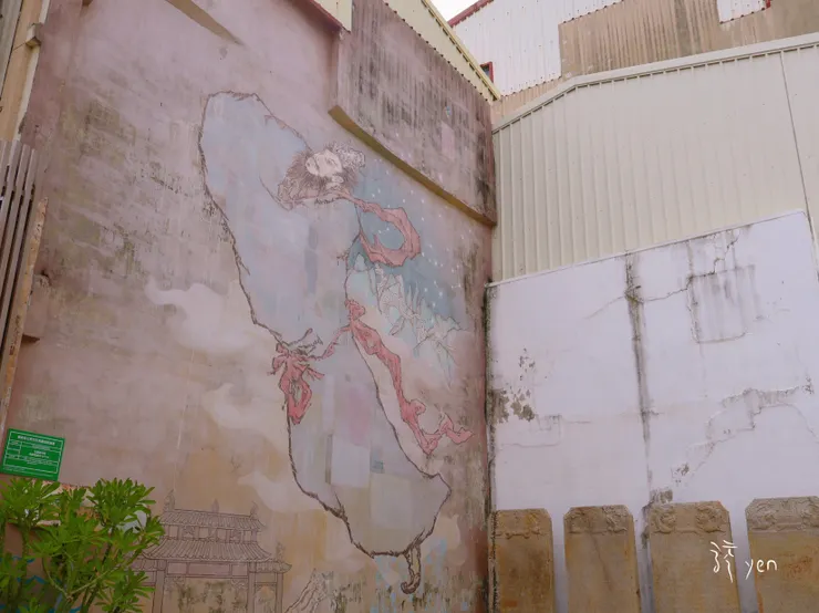 石坊對側牆壁壁畫