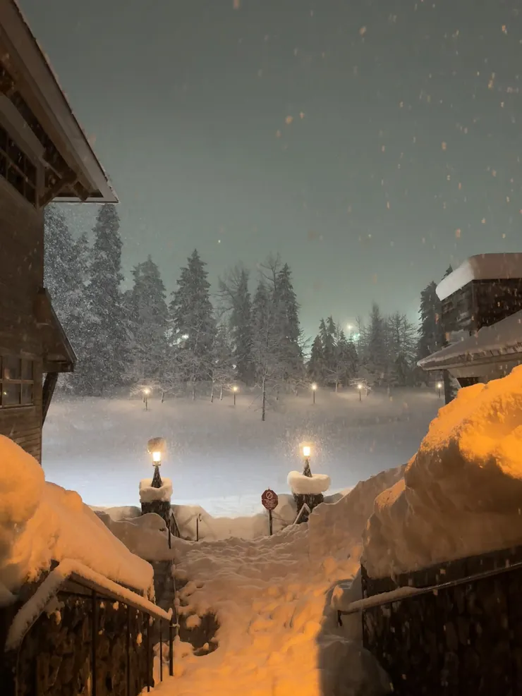 圖二、Alyeska的夜景