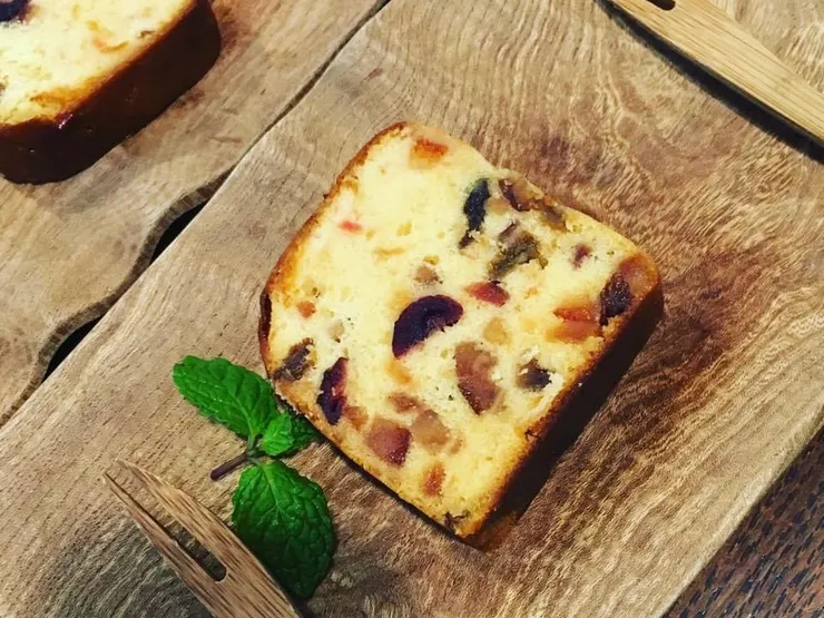 《咖啡美美》招牌甜點水果磅蛋糕