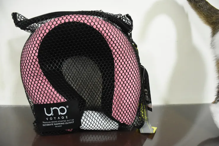 時尚好看的UNO KNIT織麻旅行頸枕