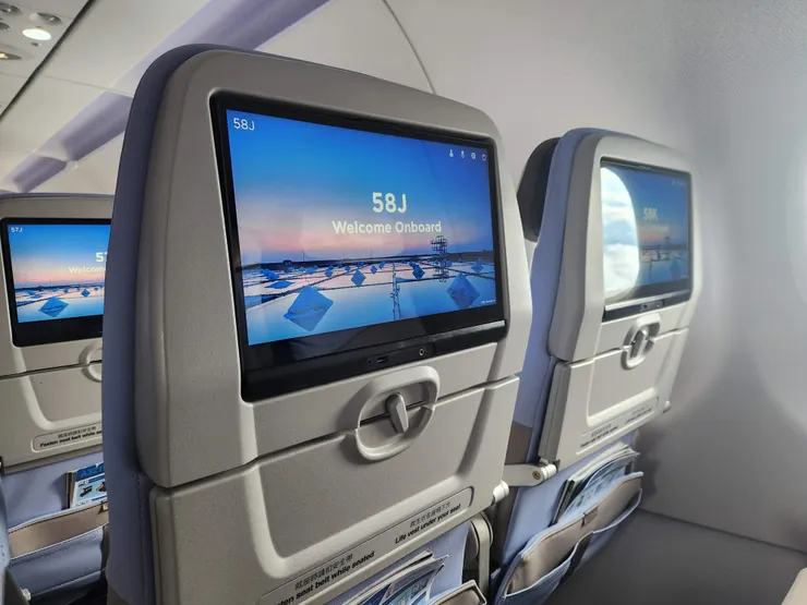 相較過往真的變超大的螢幕