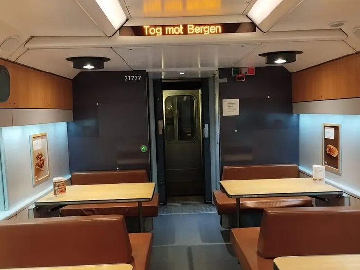 挪威國鐵（VY）上的餐廳包廂