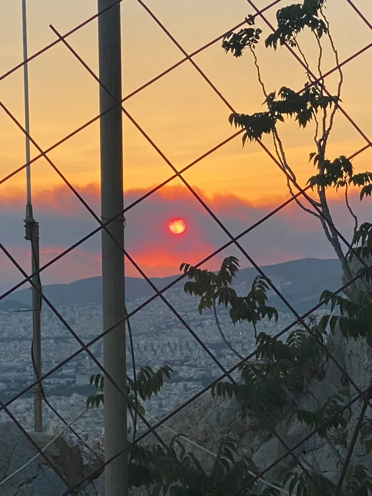 利卡維多斯山丘(Lykavittos Hill)日落