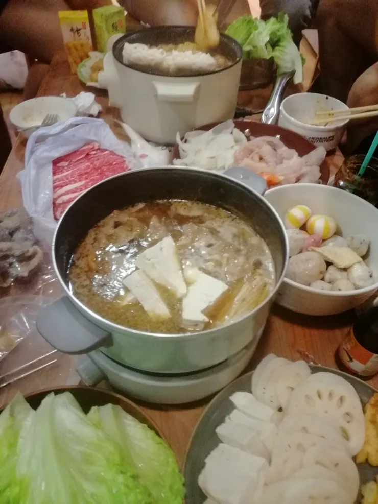 寒冬之下，又怎少得了香港人的至愛-「打邊爐」（火鍋）