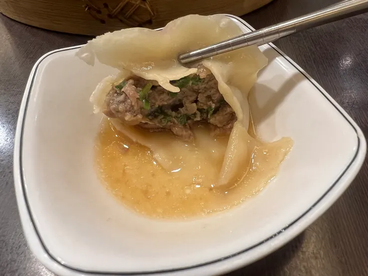 北平楊寶寶蒸餃朝明店