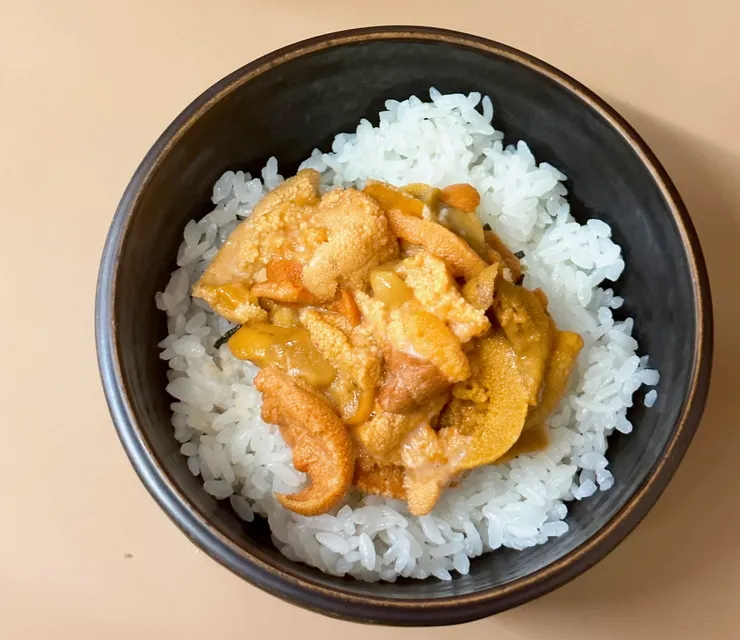 《食事処ながもり》 超美味海膽丼
