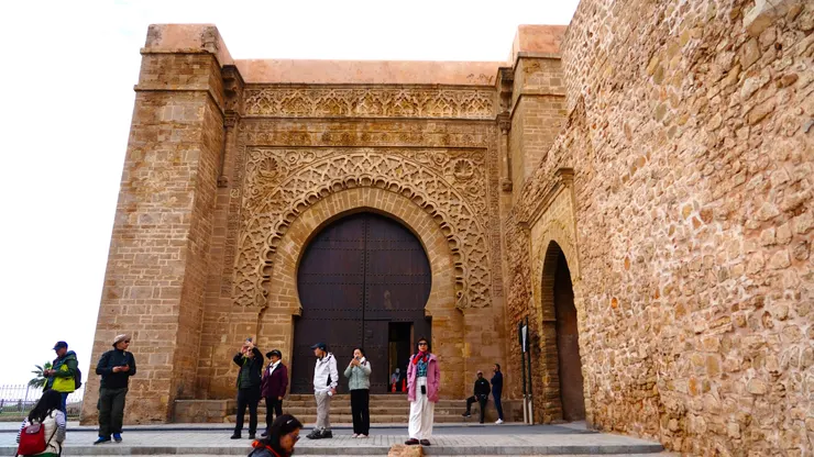 真實狀況永遠都很多人