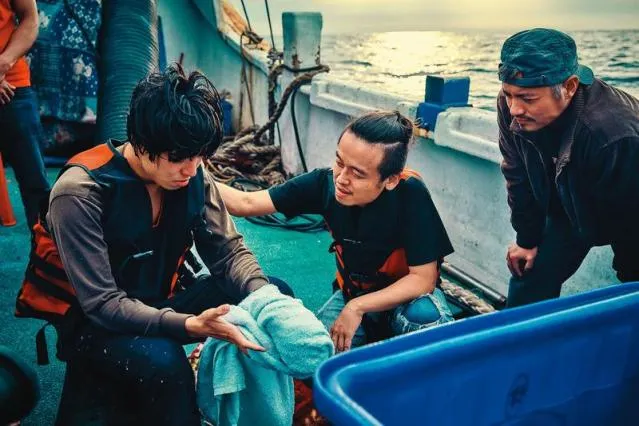 劇中片段 - 移工受到非人道對待