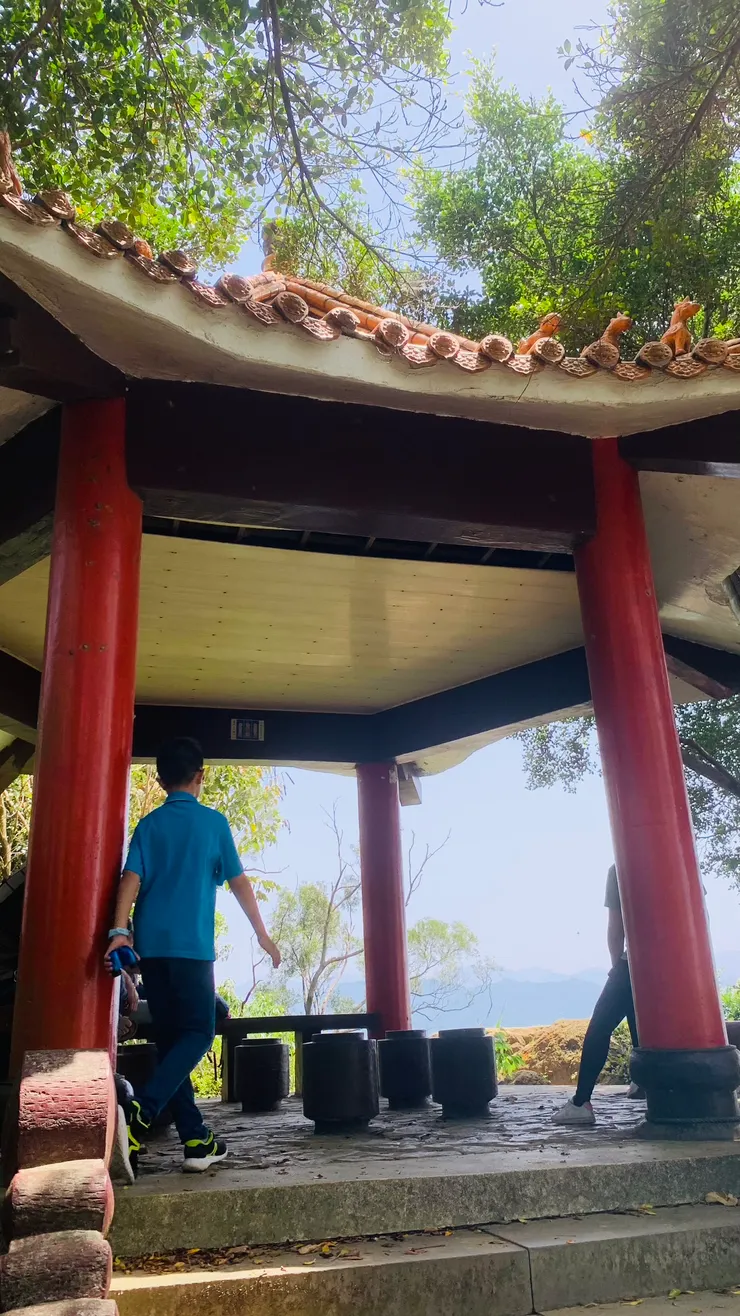 廟往往是山上很好的休息據點。