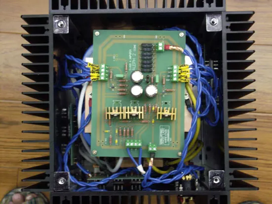 完成組裝與配線之內部狀況