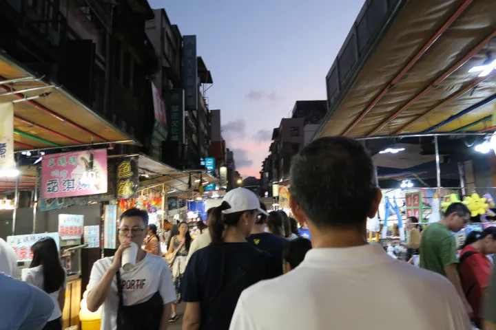 超多人的