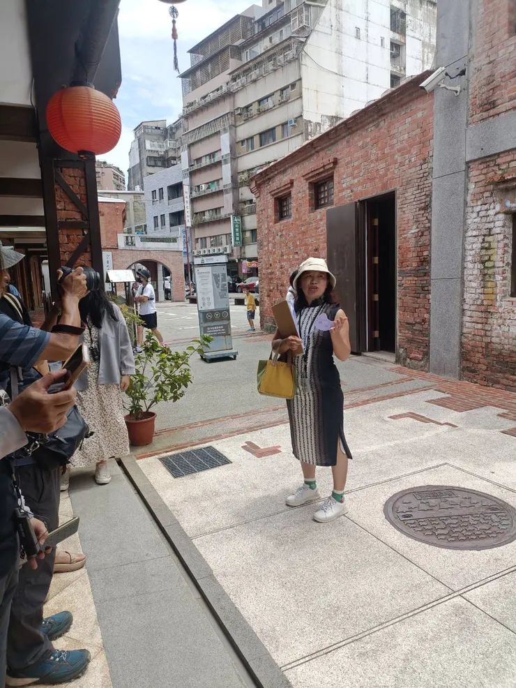 葉益青老師 - 台灣文創發展基金會副執行長