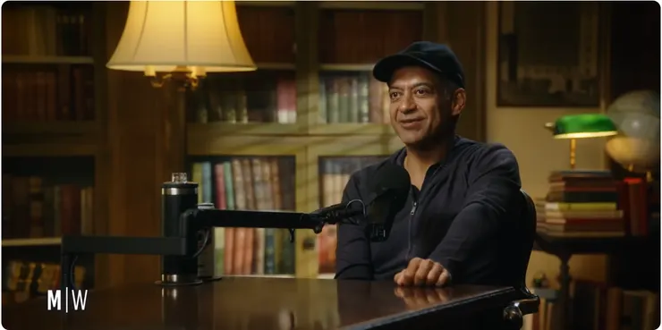 圖照來源:YouTube|Chris Williamson