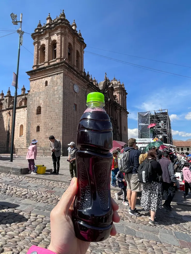 一小瓶1 soles, 約台幣9元