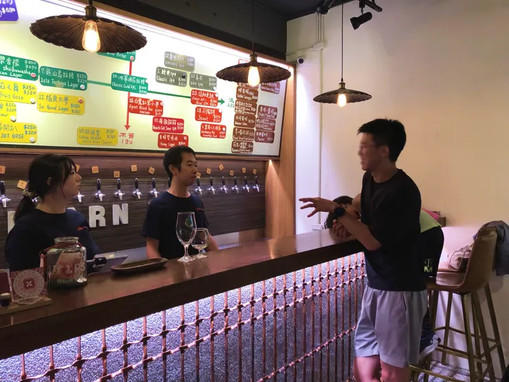 在學吧精釀，你會自然而然地分享生活大小事