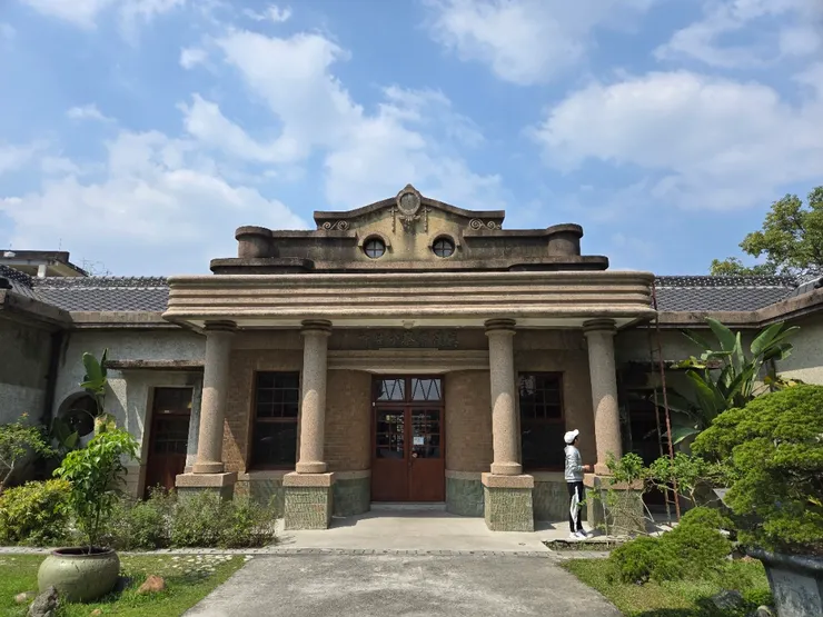 美濃警察分駐所，現已改為文創中心，可惜當日未開