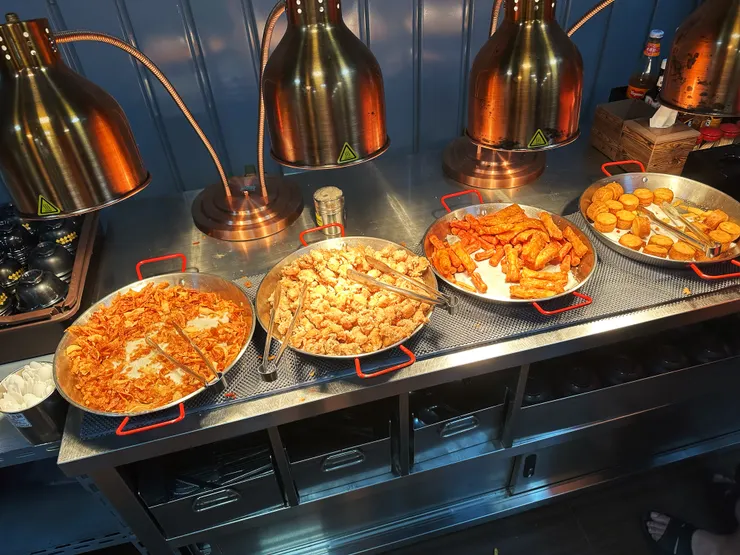 補菜總有一、二樣不同，慢慢吃才能享受不同美味