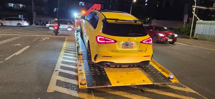 無牌車拖吊