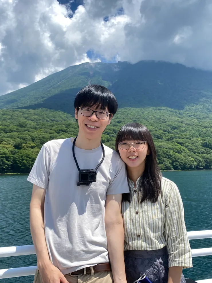 世俗的暴戾之氣都被化解掉了XD 好祥和的表情阿~~