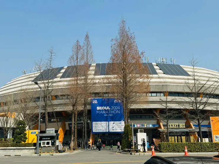 終點和物資領取地方-綜合運動場