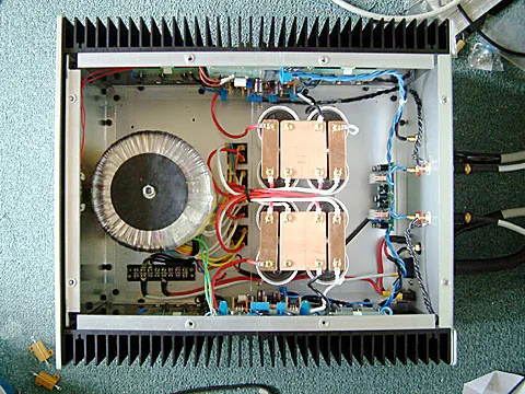 這就是整體配置的狀況了,到這裡已經可以上電開唱了