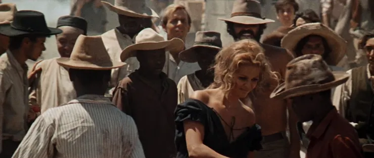 Jill替鐵路修築工人送水