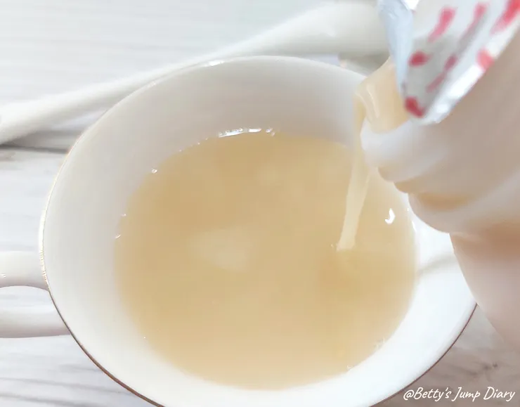 ▲蜜思朵冰糖櫻花蘋果荔枝茶磚/圖片來源：Betty's Jump Diary