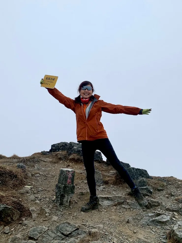 能高主峰三角點