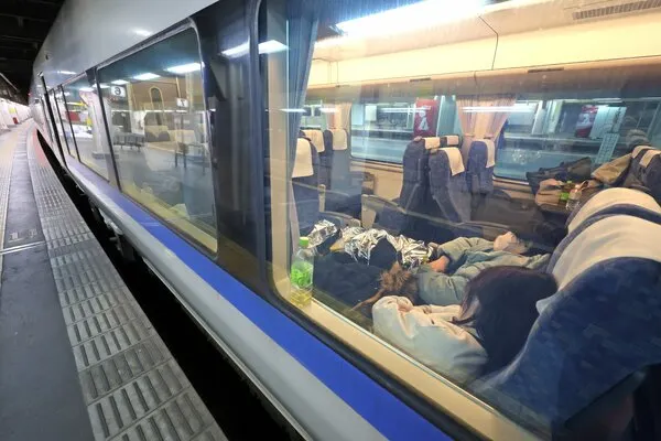 在車內度過一晚