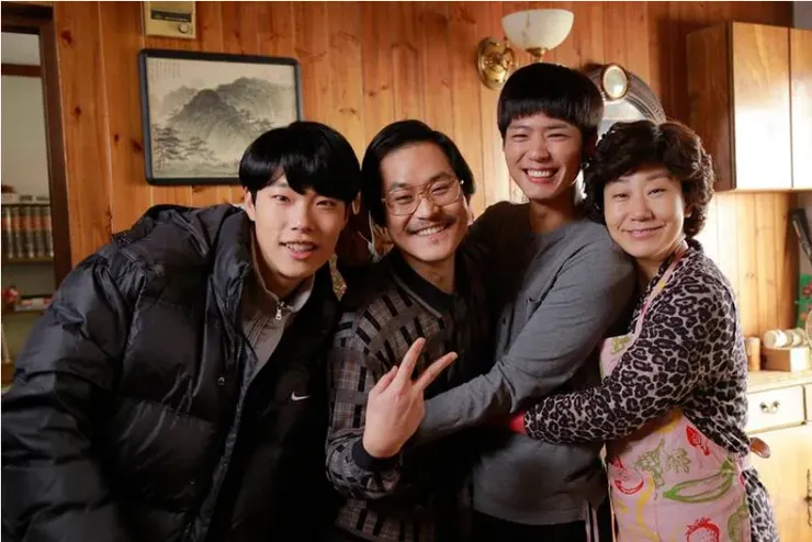 你覺得他很眼熟嗎？沒錯，他也有演《異能》