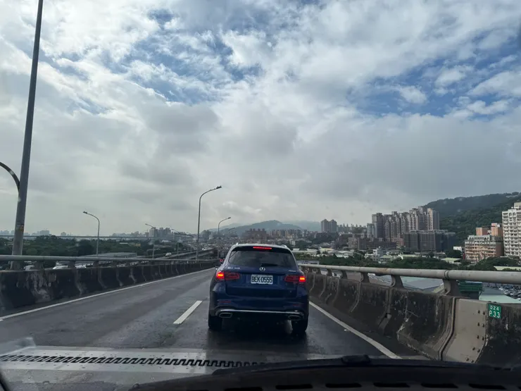 2025/12/01 塞車的風景