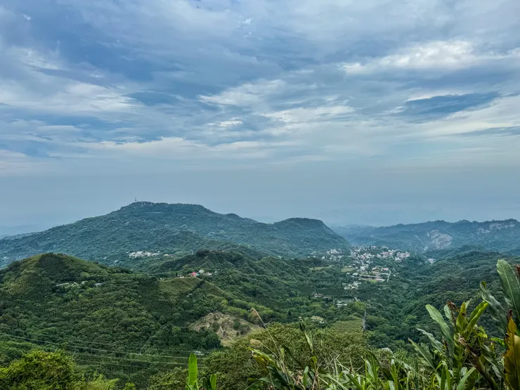 雞籠山的view很棒