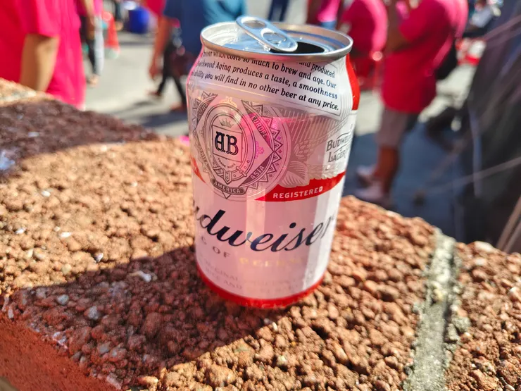 不怎麼冰的百威