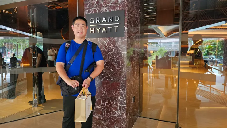 新加坡君悅酒店的服務很讚!買麵包還會問要不要幫我們加熱?