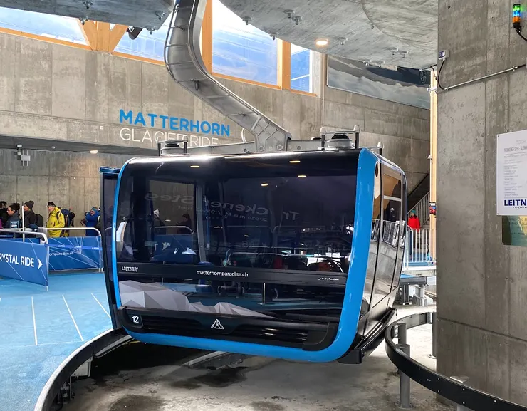 TrockenerSteg站的大纜車