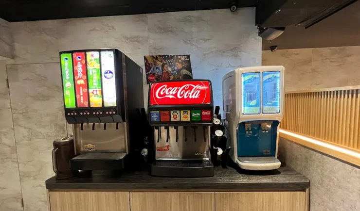 基本的汽水、茶也都有提供