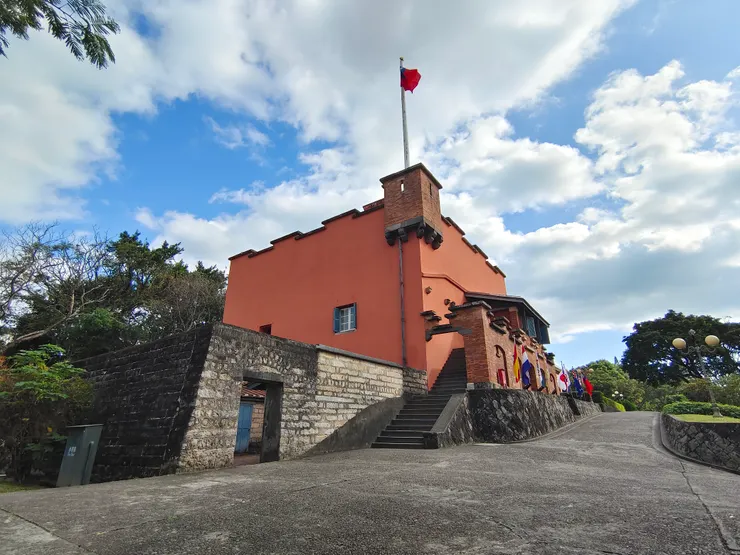 紅毛城及其週遭歷史建築群於2003年列入台灣世界遺產潛力點。