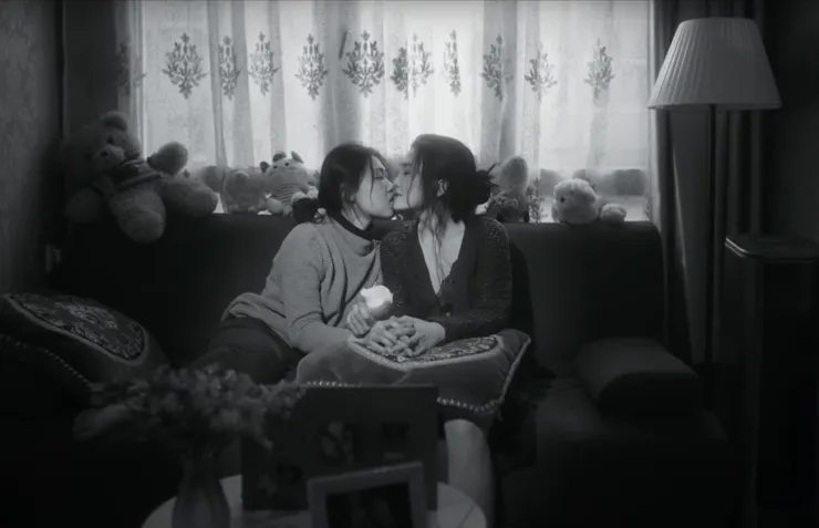 《漂亮朋友》劇照，（左）陳宣宇飾演的阿布，（右）劉穎。圖片取自金馬影展，僅作文章用途